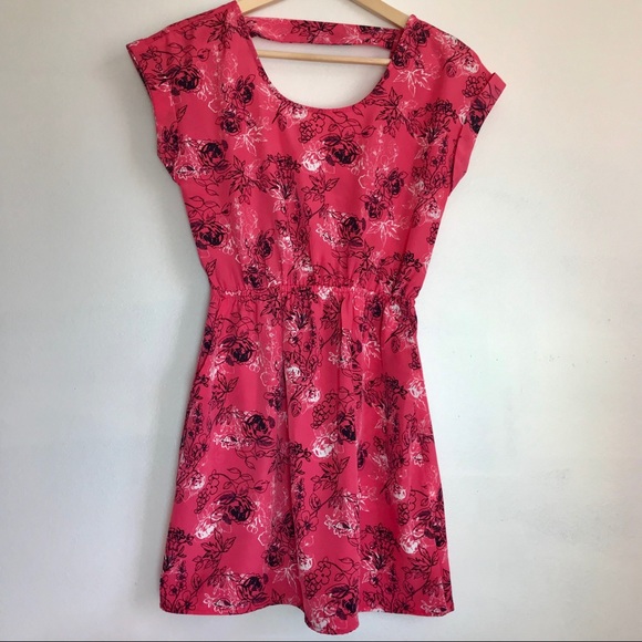Candie's Dresses & Skirts - NWOT Hot Pink floral mini dress